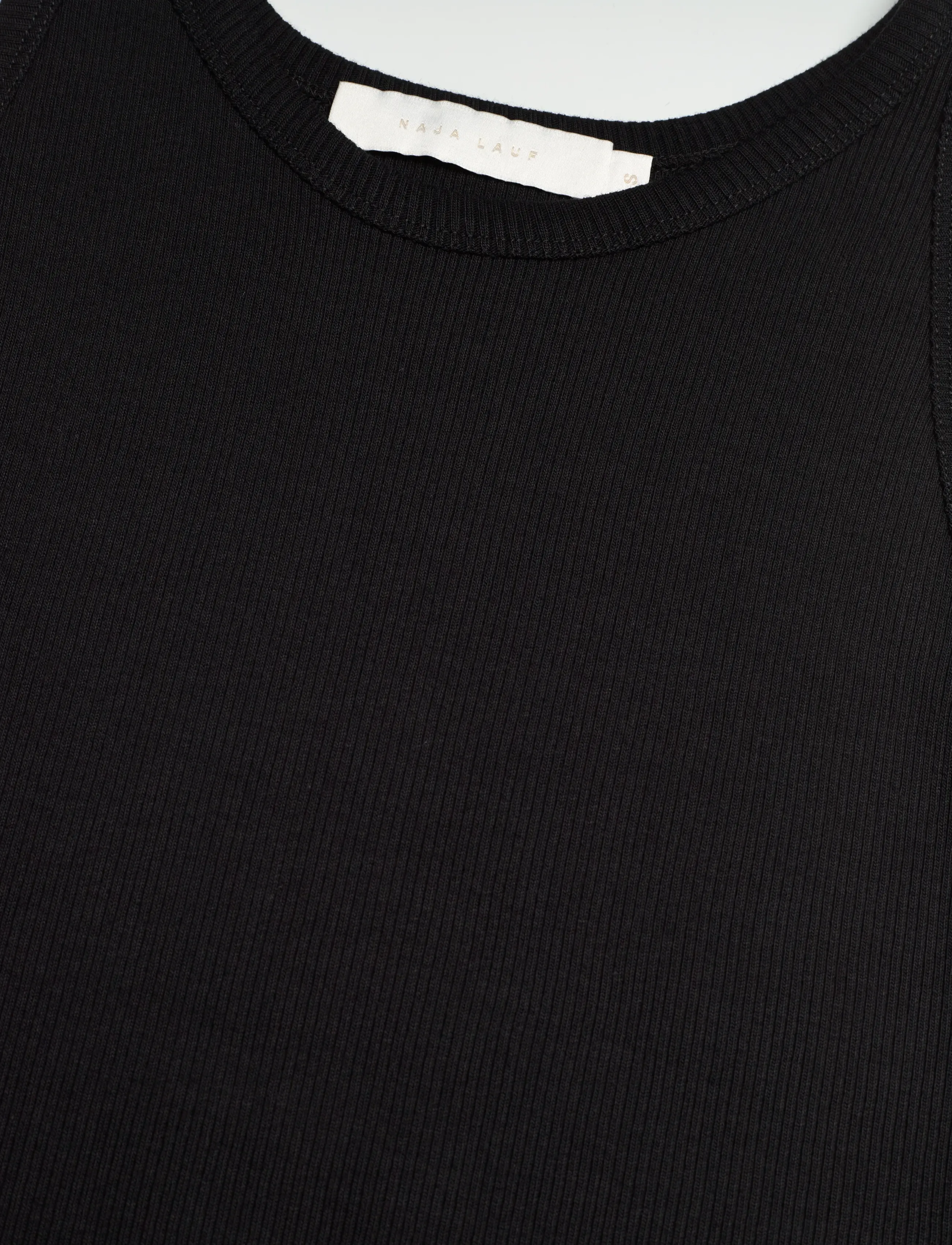 Naja Lauf - SATELITE TANKTOP COTTON RIB - Ärmellose tops - black - 2