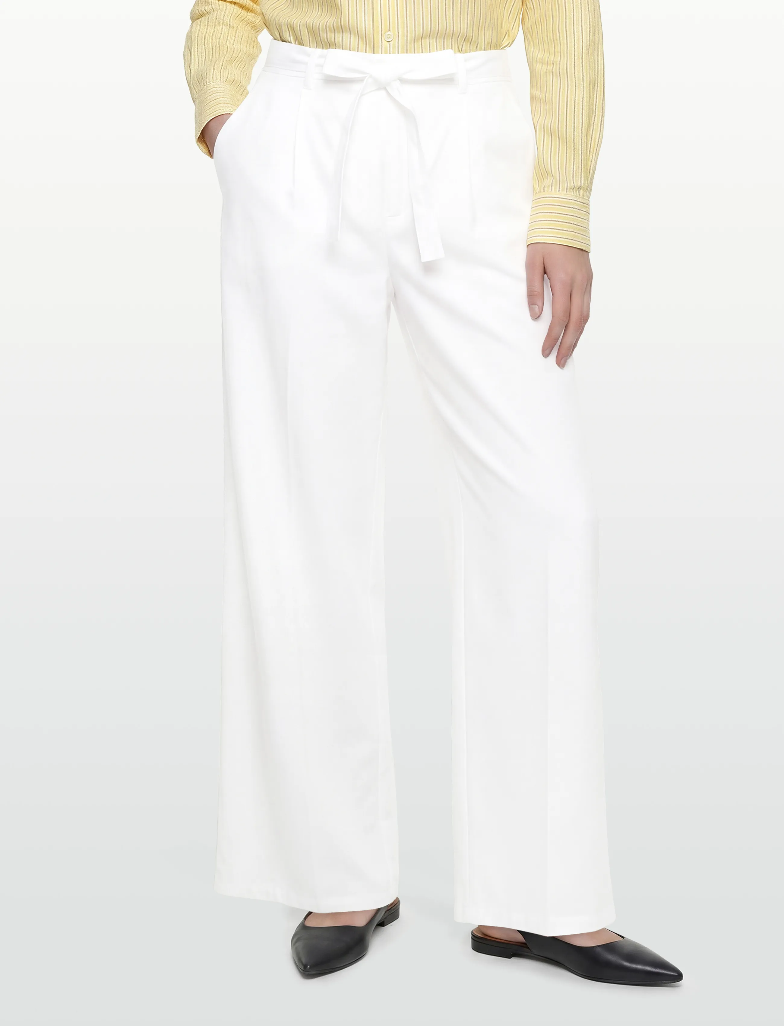 Naja Lauf - JELENA PANTS COTTON SATEEN - vida byxor - white - 3