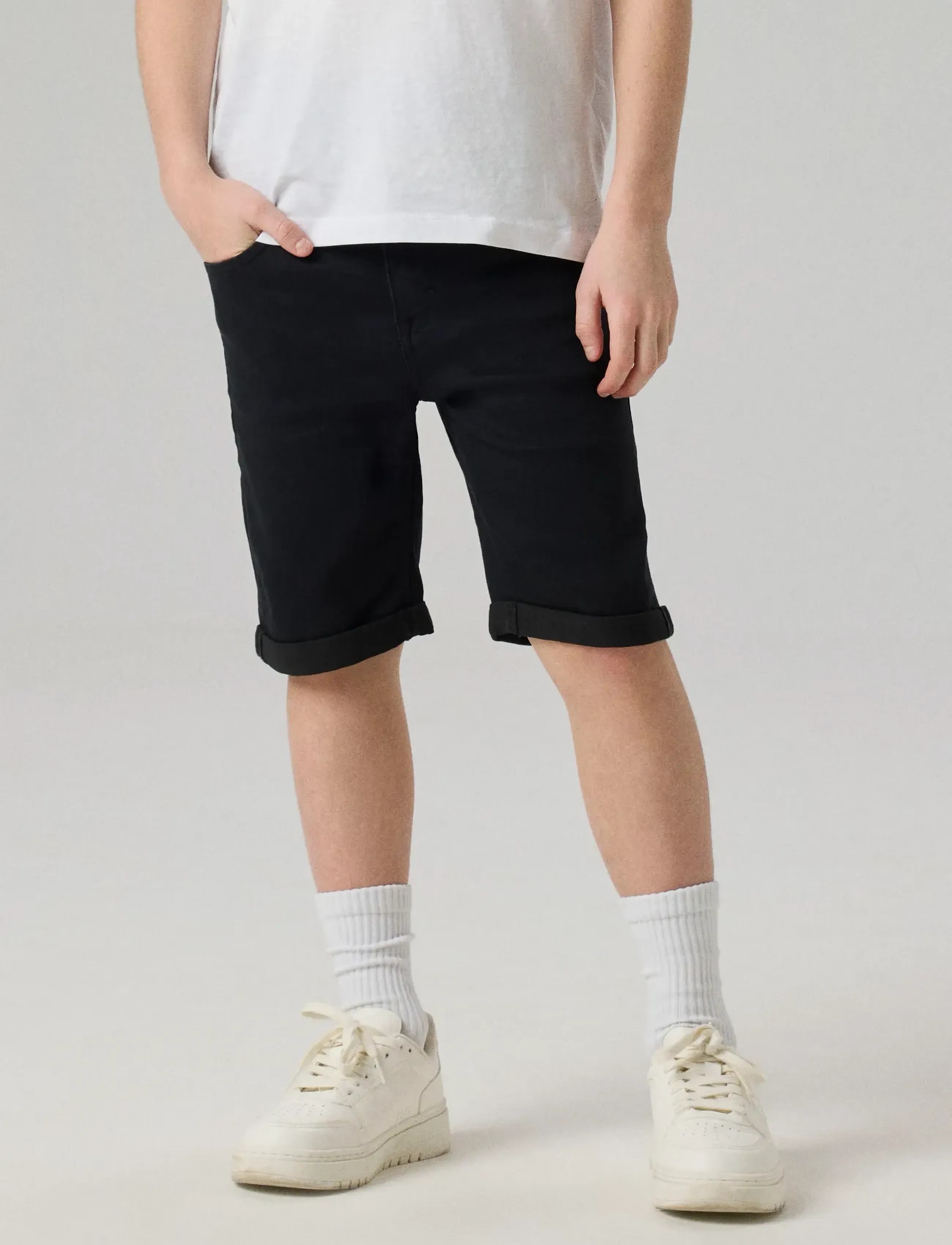 name it NKMSILAS SLIM DNM L SHORTS 2272-TX NOOS - Stuttbuxur - BLACK DENIM / black