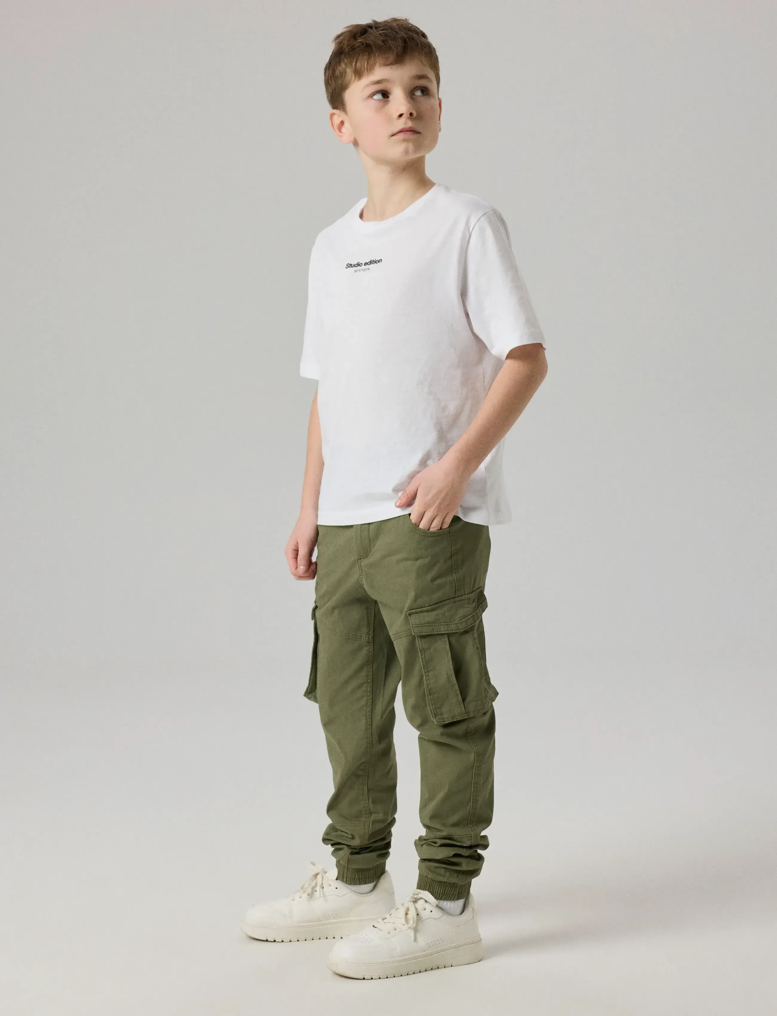 name it - NKMRYAN CARGO R TWI PANT 2222-BA NOOS - kargopüksid - deep lichen green - 4
