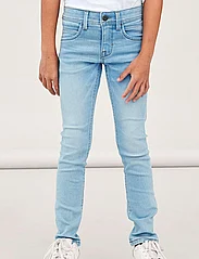 name it - NKMSILAS XSLIM JEANS 2002-TX NOOS - liibuvad teksad - light blue denim - 4