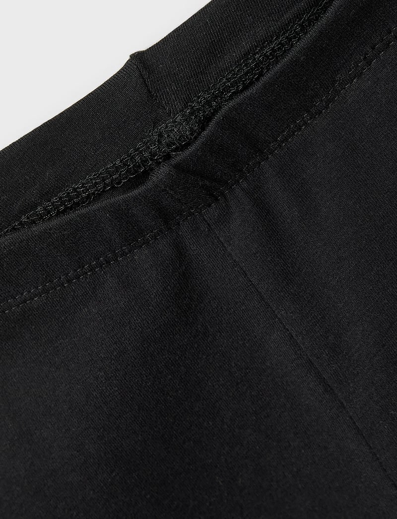 name it - NKFVIVIAN 2P SOLID SHORT LEGGING NOOS - casual shorts - black - 4