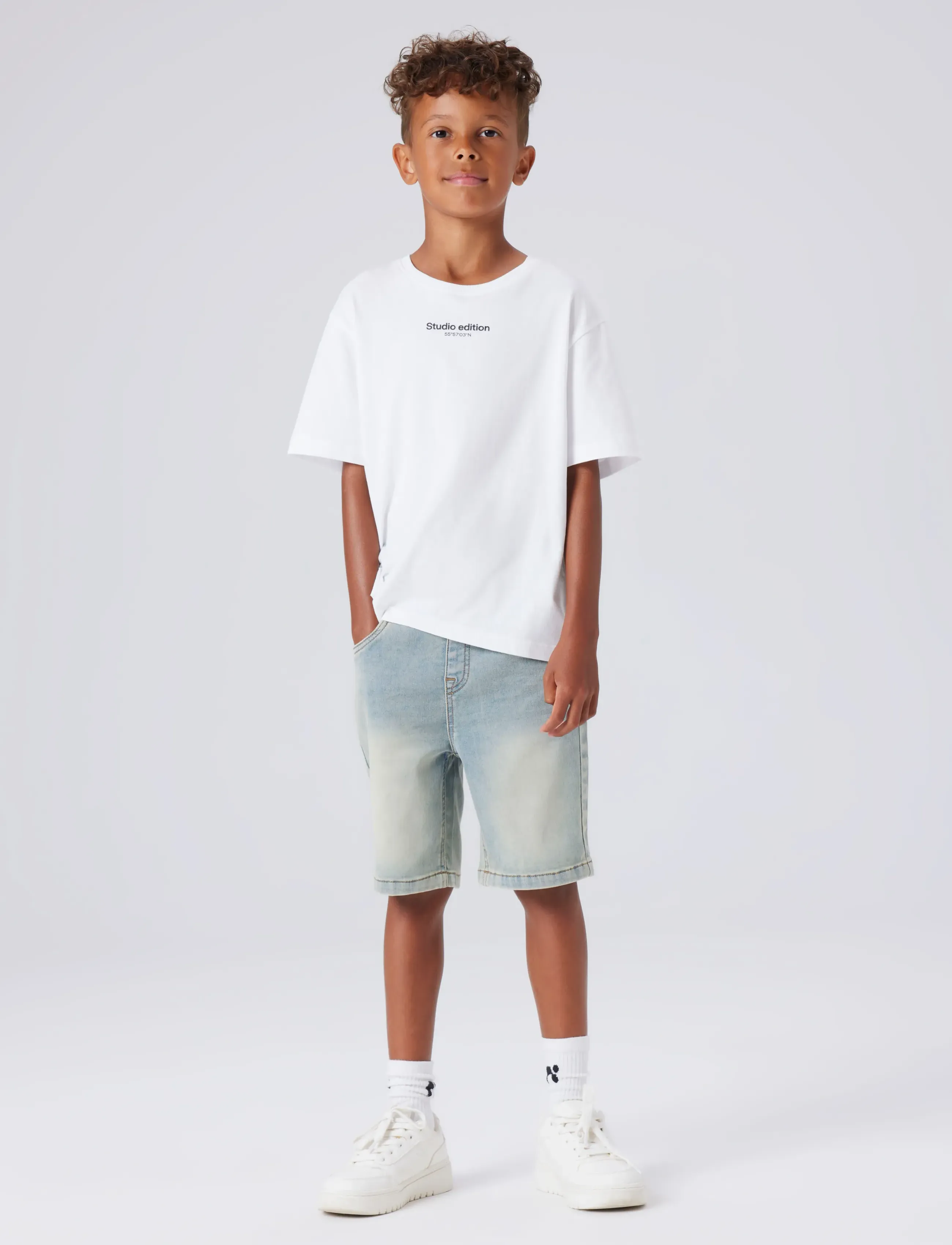 name it - NKMRYAN JOGGER DNM L SHORTS 6300-TH NOOS - denimshorts - vintage light blue denim - 4