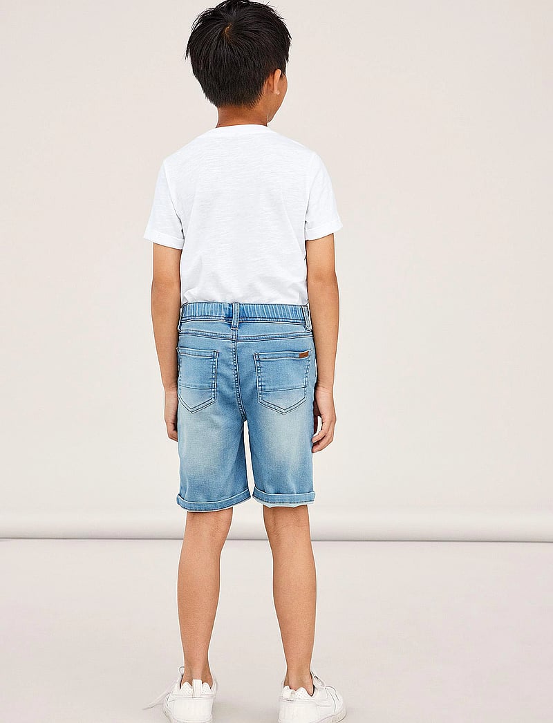 name it - NKMRYAN JOGGER DNM L SHORTS 6300-TH NOOS - denimshorts - light blue denim - 3