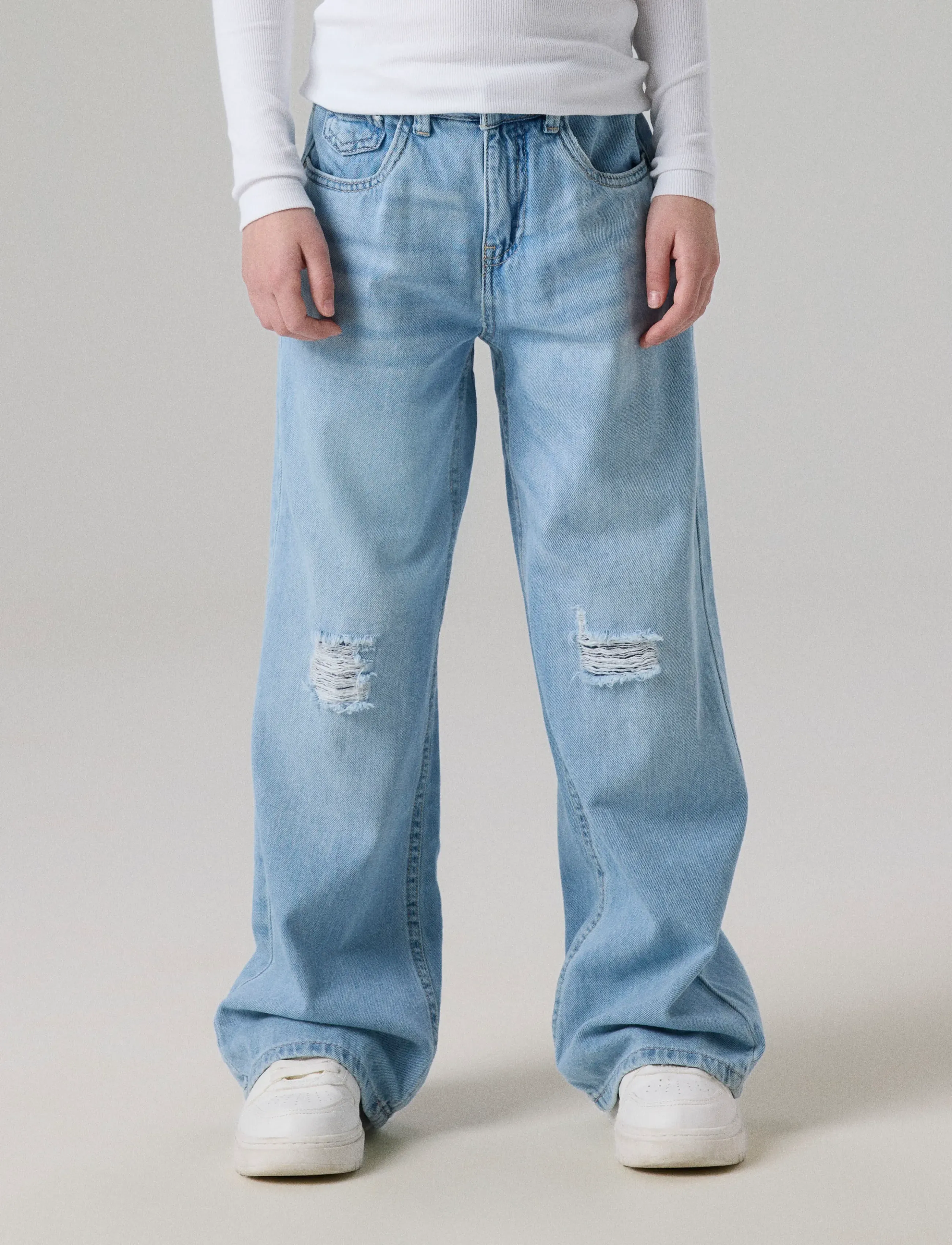 name it NKFROSE WIDE HW JEANS DESTR 1411-BE NOOS - Hosen - LIGHT BLUE DENIM / blue