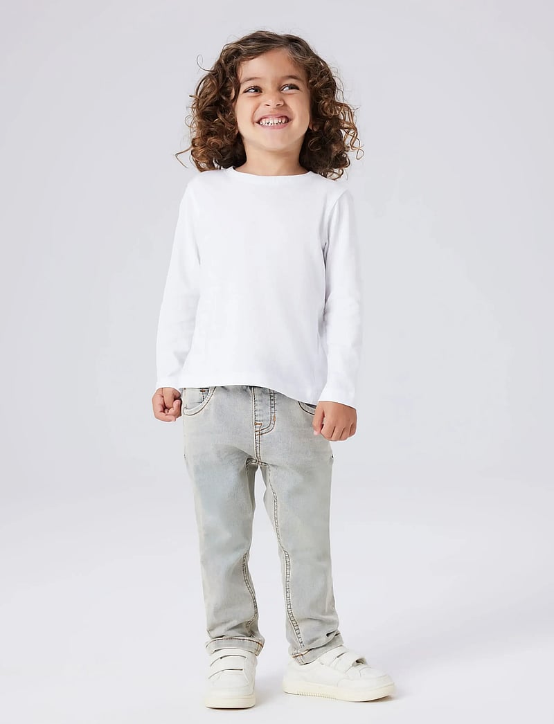 name it - NMMRYAN SLIM SWE JEANS 2472-TH NOOS - regular jeans - vintage light blue denim - 4