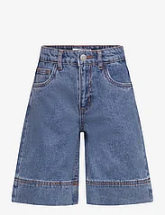 name it - NKFBELLA HW WIDE DNM SHORTS 4710-ZD F - jeansshorts - medium blue denim - 1