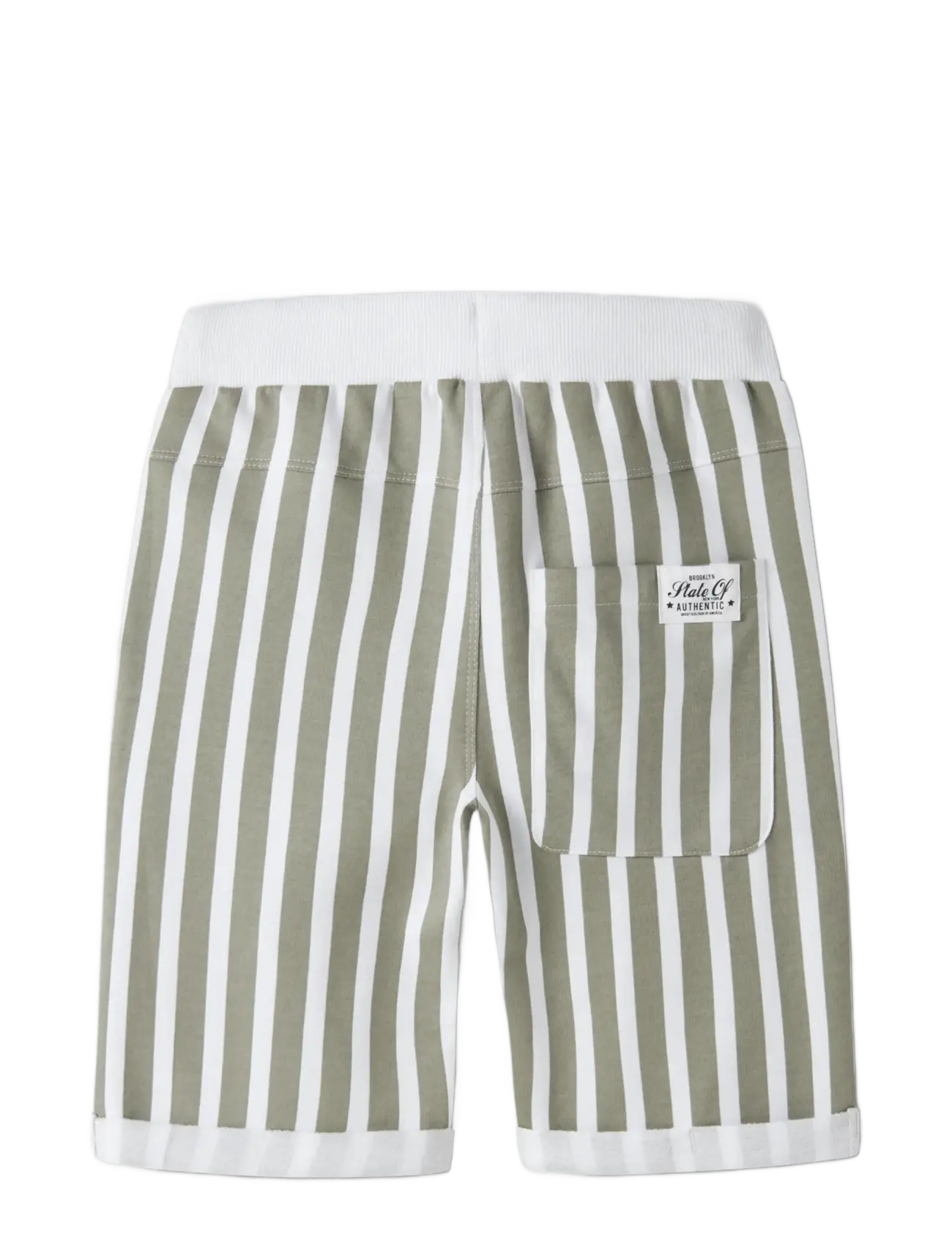 name it - NKMVERMO AOP LONG SWE SHORTS UNB - sweatshorts - bright white - 1