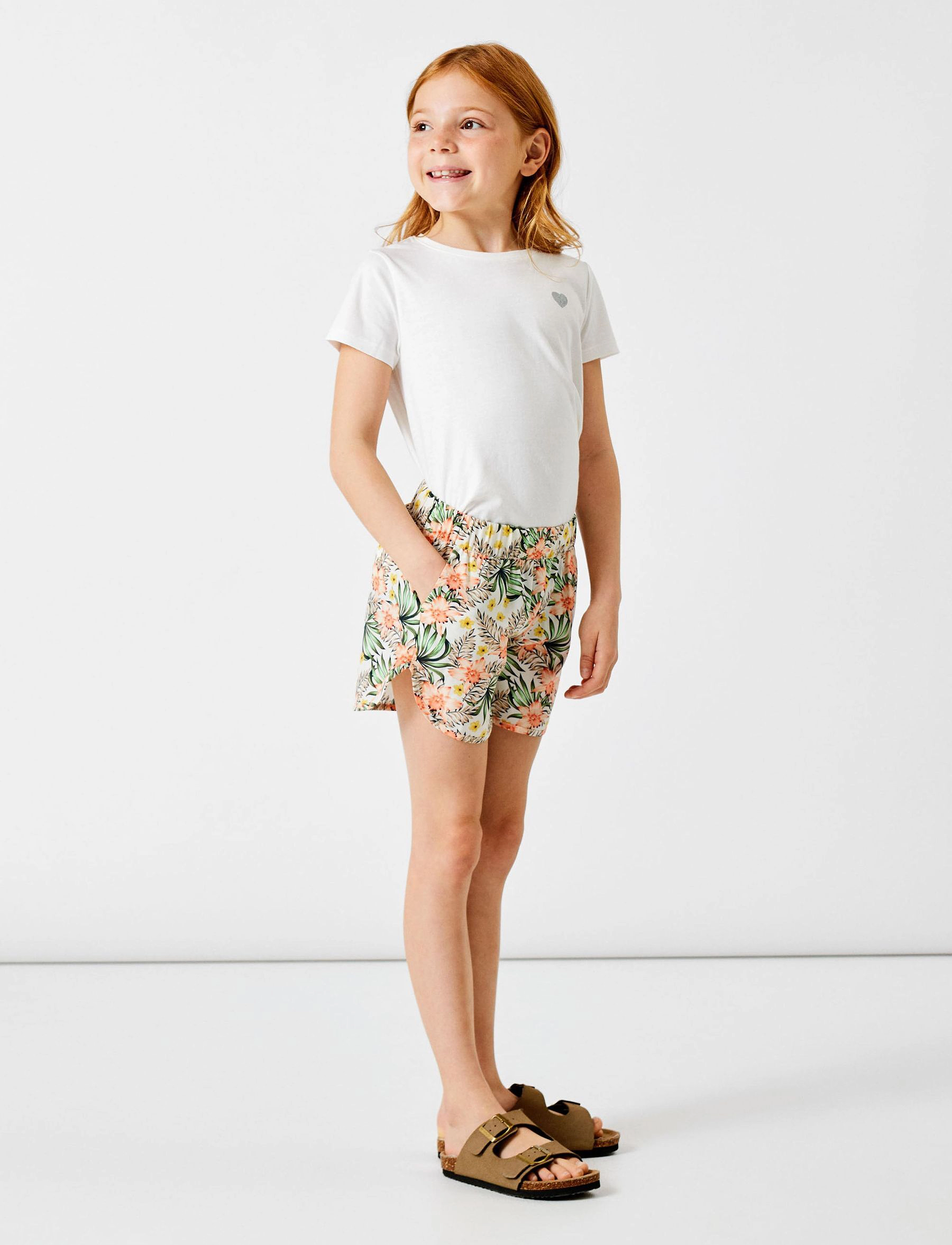 name it - NKFVINAYA SHORTS FFFF NOOS - gode sommertilbud - white alyssum - 4