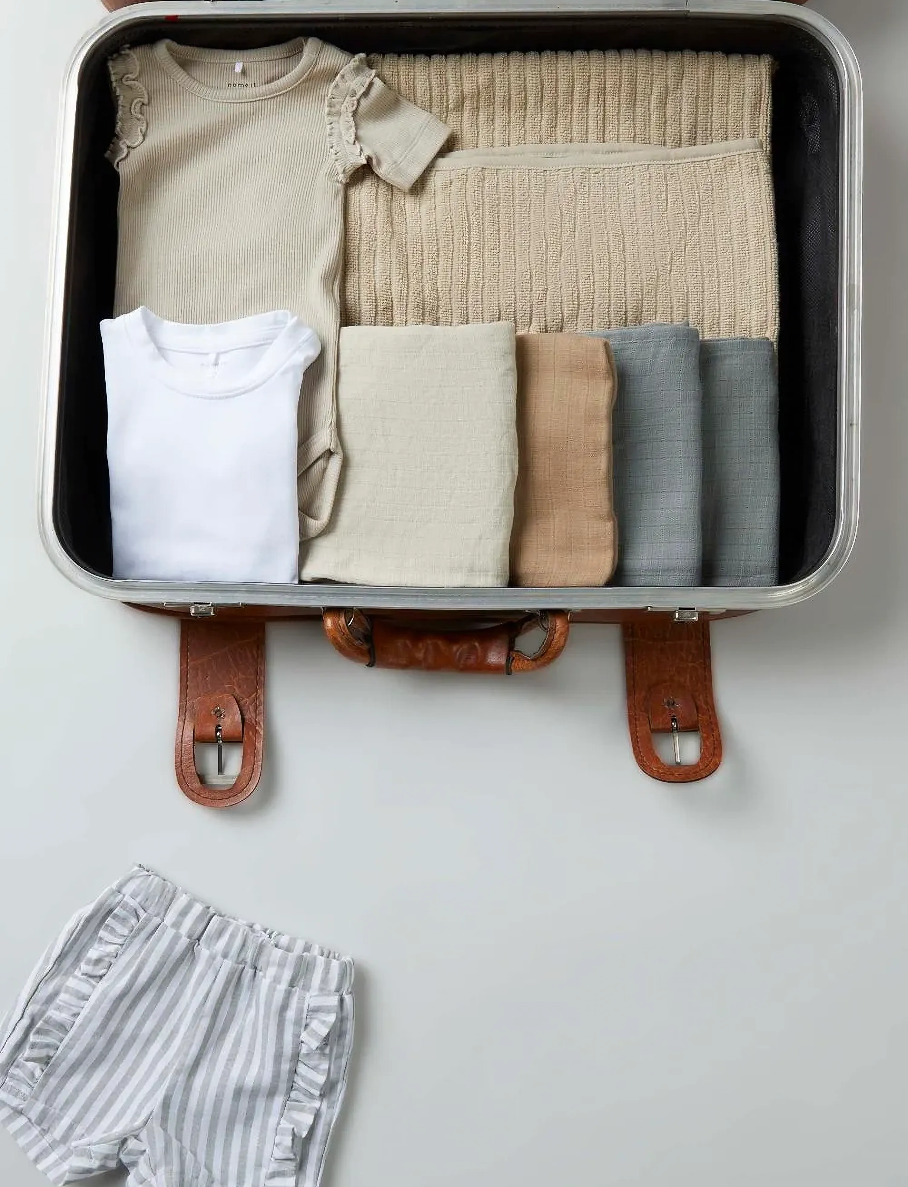 name it - NBFHUSILLE SHORTS - sommerschnäppchen - dried sage - 2