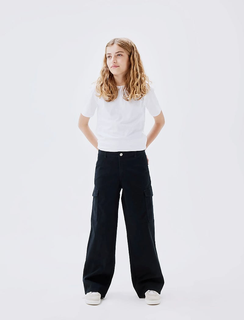 name it - NKFROSE WIDE TWILL CARGO 8108-BA NOOS - cargo pants - black - 3