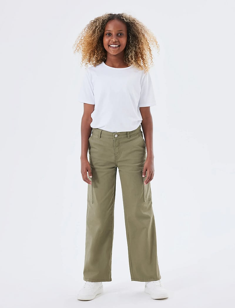 name it - NKFROSE WIDE TWILL CARGO 8108-BA NOOS - pantalon cargo - deep lichen green - 0