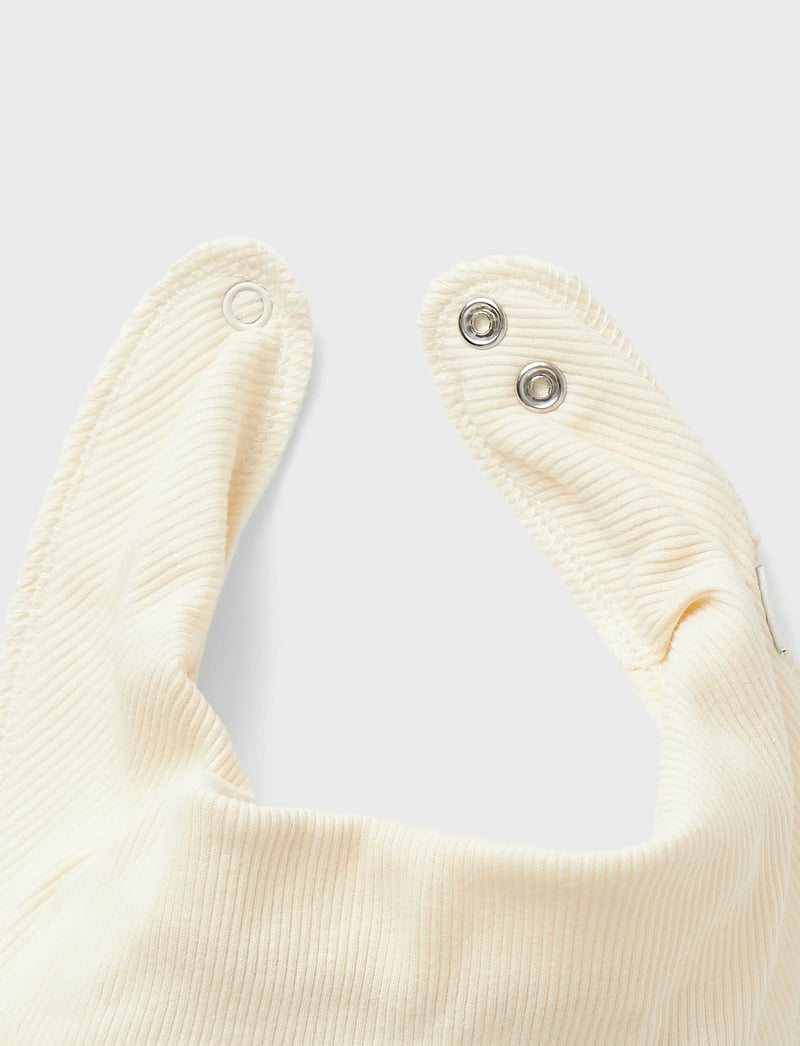 name it - NBNYVETTI 3P SCARF BIB NOOS - Śliniaki bez rękawów - pure cashmere - 3