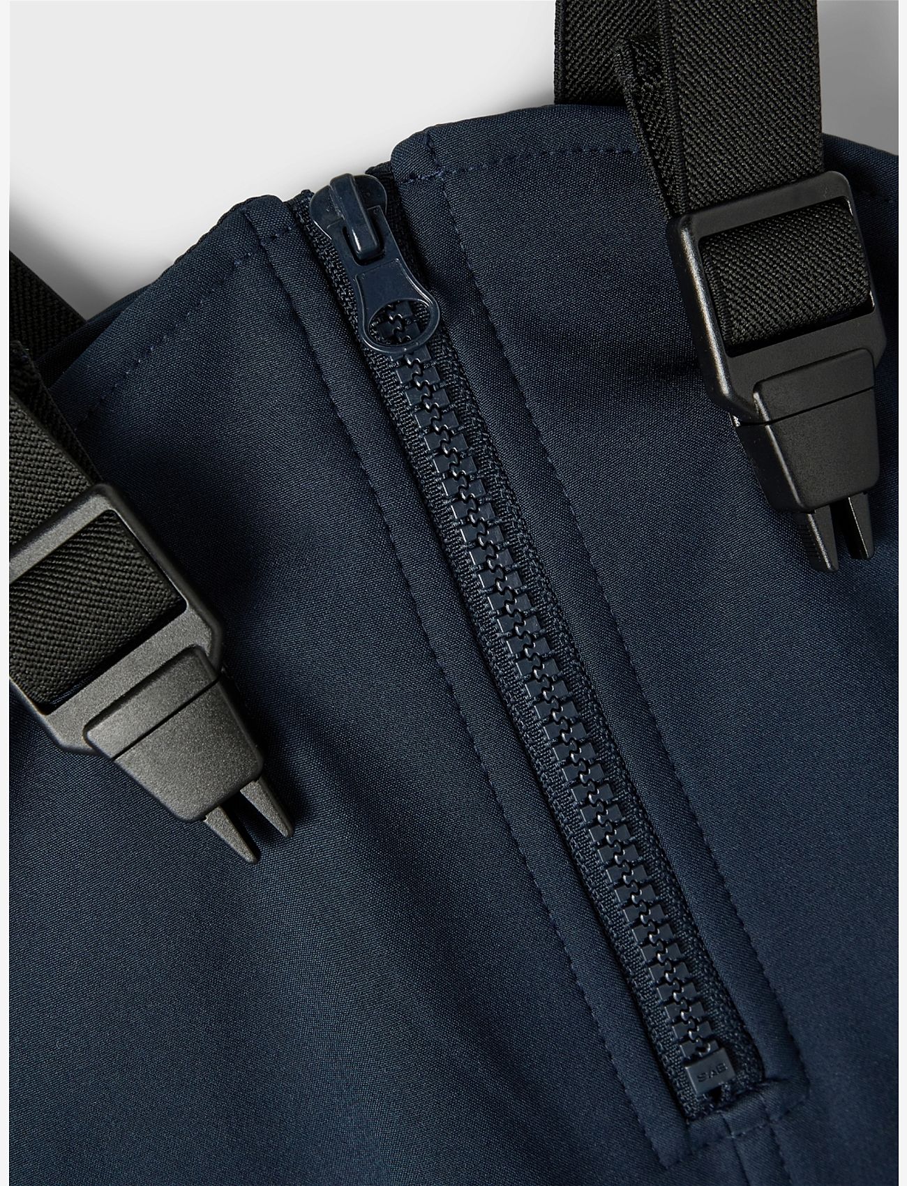 name it - NMNALFA08 SOFTSHELL BIB PANT SOLID FO - shell-hosen - dark sapphire - 2