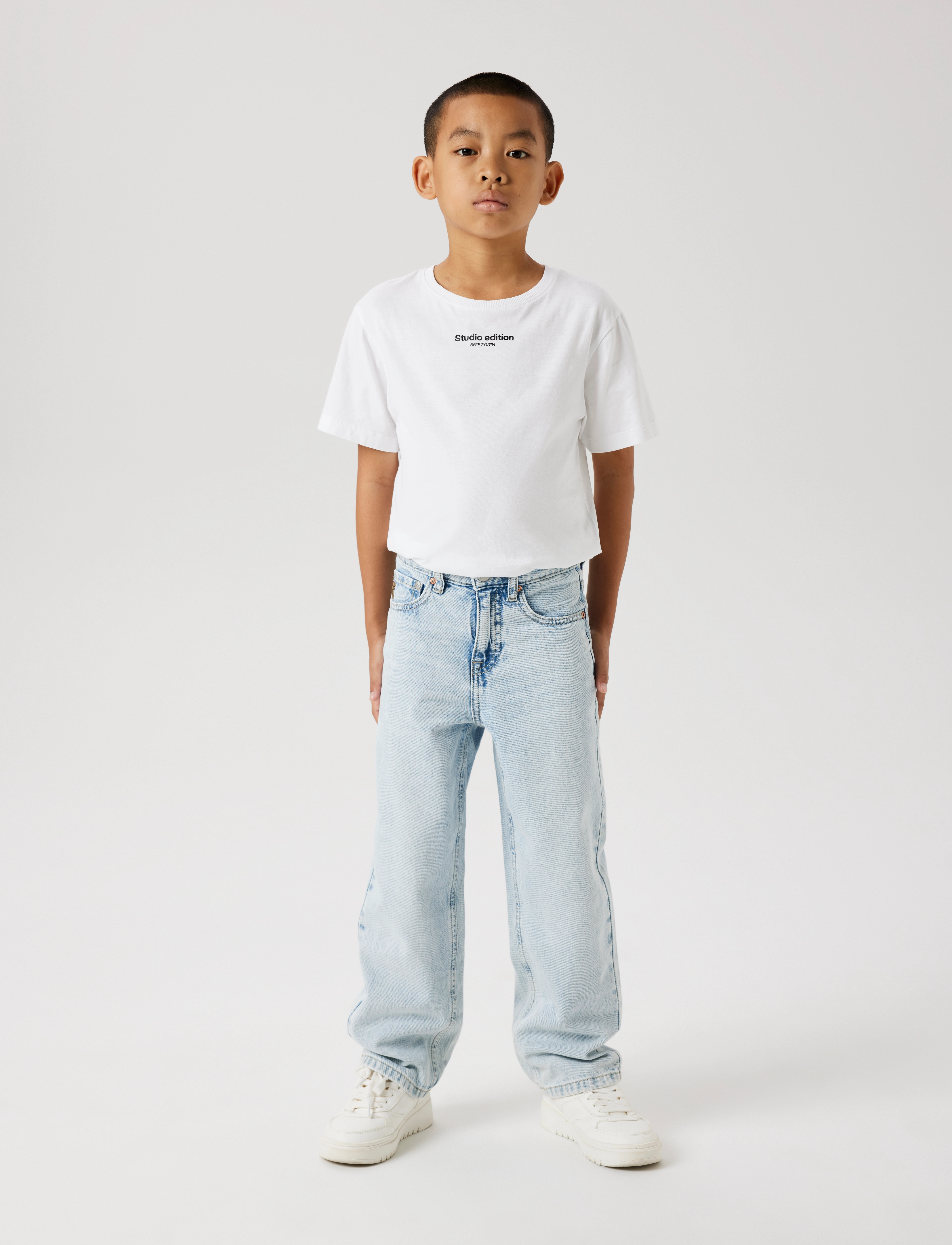 name it - NKMRYAN STRAIGHT JEANS 3418-BE NOOS - tavalised teksad - light blue denim - 2
