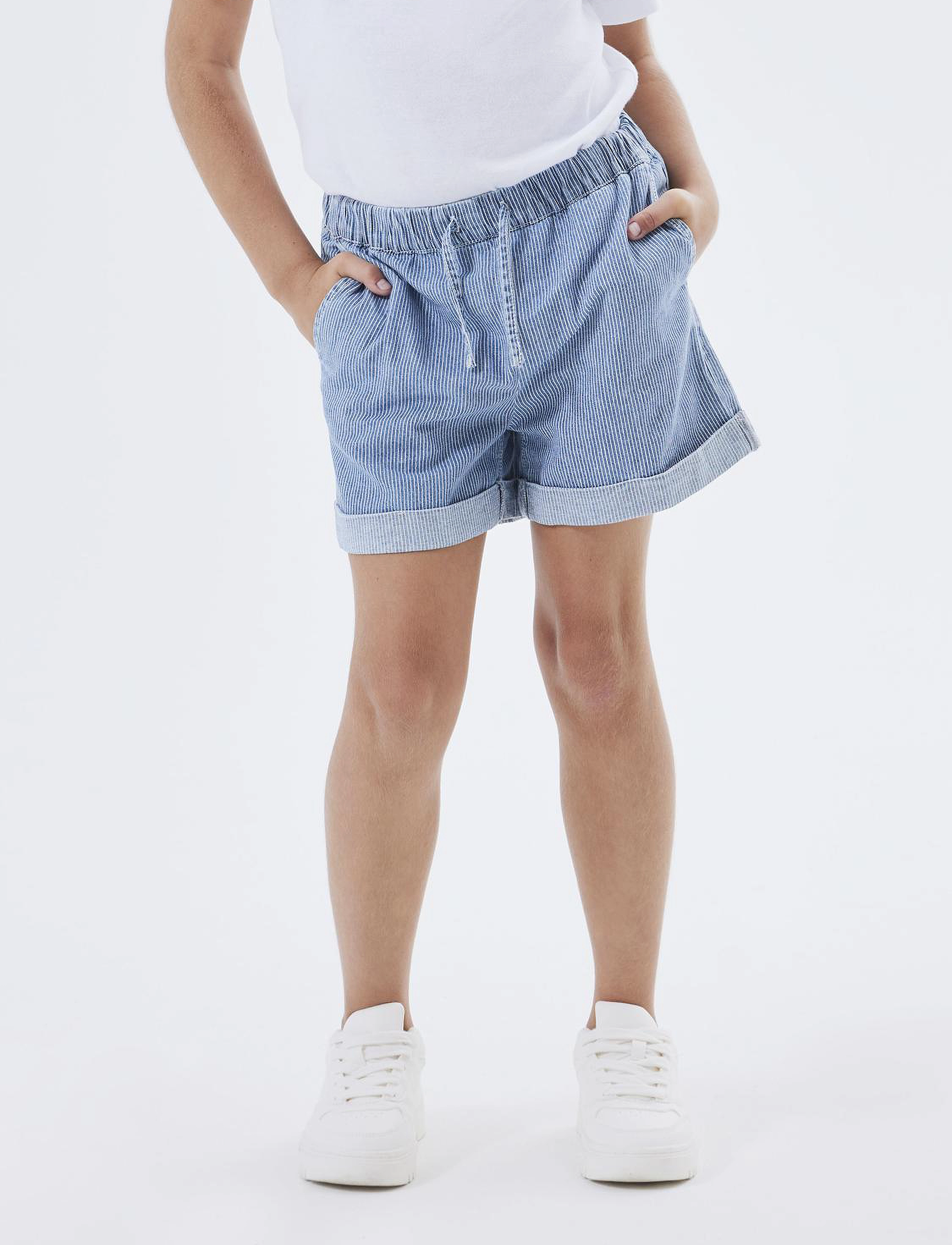 name it - NKFBELLA HW WIDE DNM SHORTS 4405-IP NOOS - medium blue denim - 5