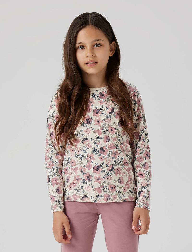 name it - NKFNIGHTSET NOSTALGIA FLOWER NOOS - pyjamasset - nostalgia rose - 4