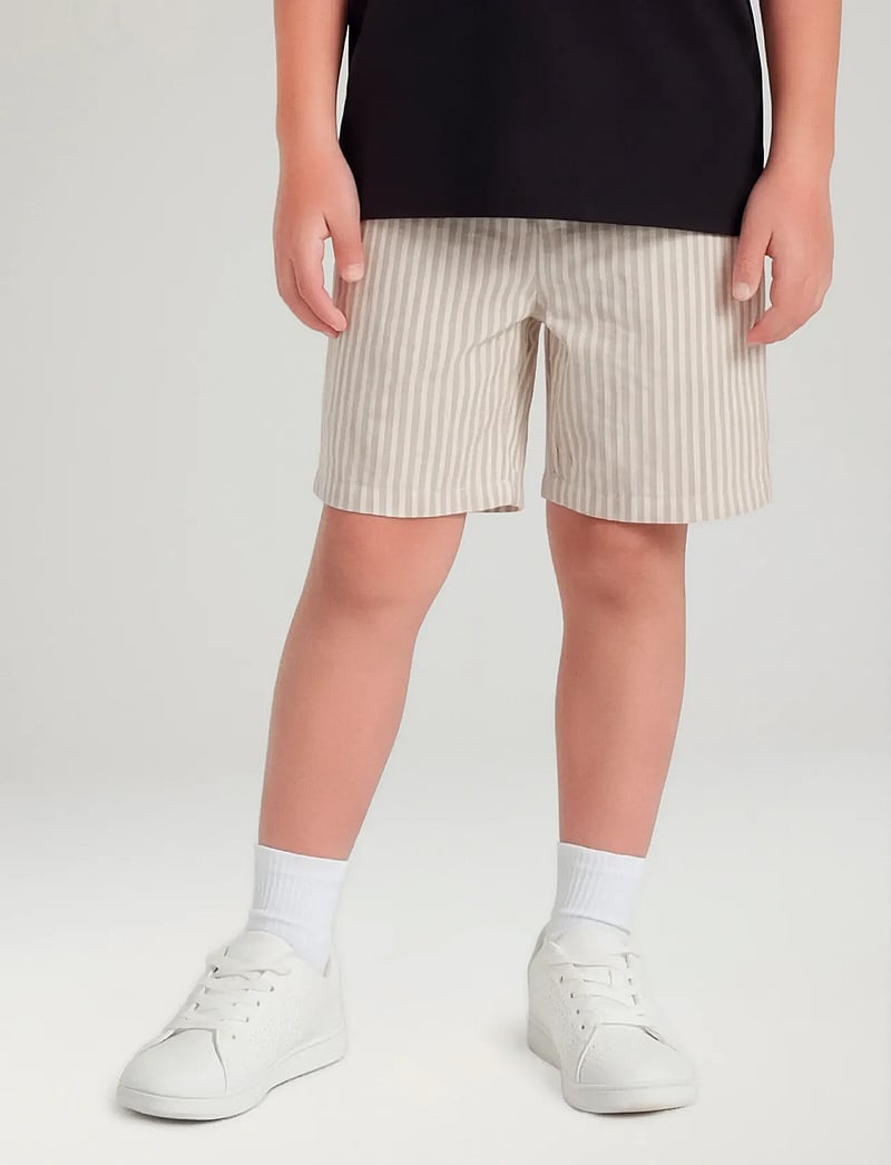name it - NKMFEDENIS SHORTS - sweatshorts - chateau gray - 4