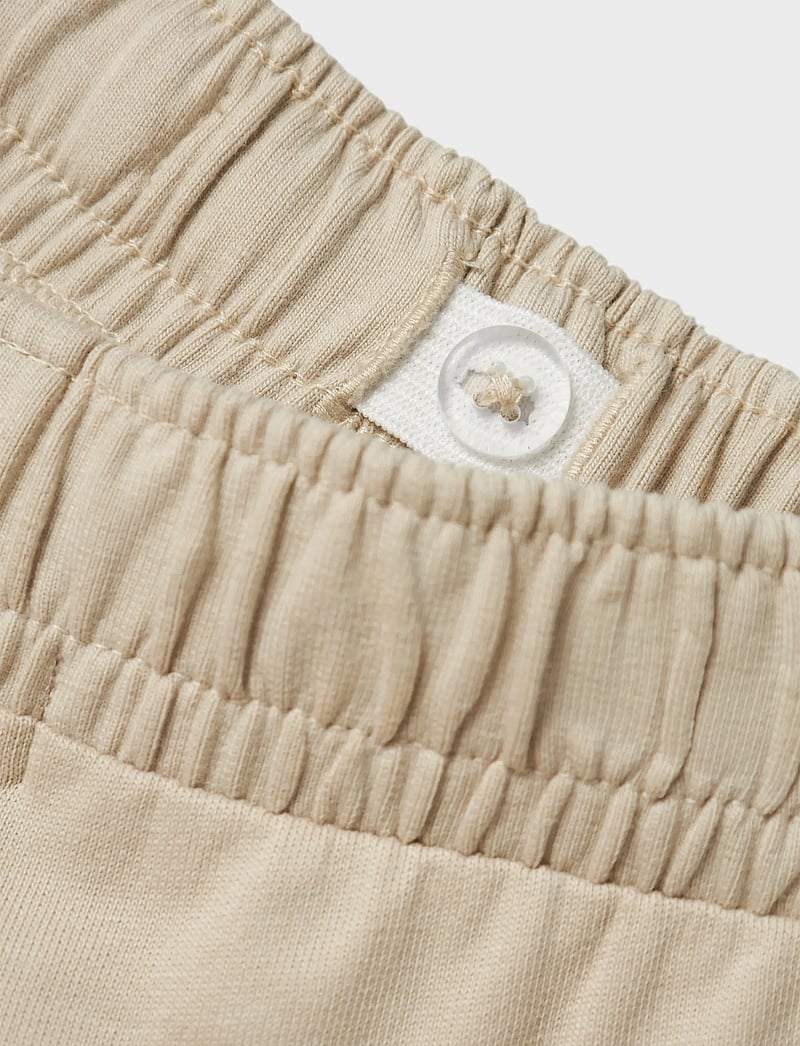 name it - NMMVOBAN LONG SWE SHORTS UNB - sweatshorts - peyote - 2