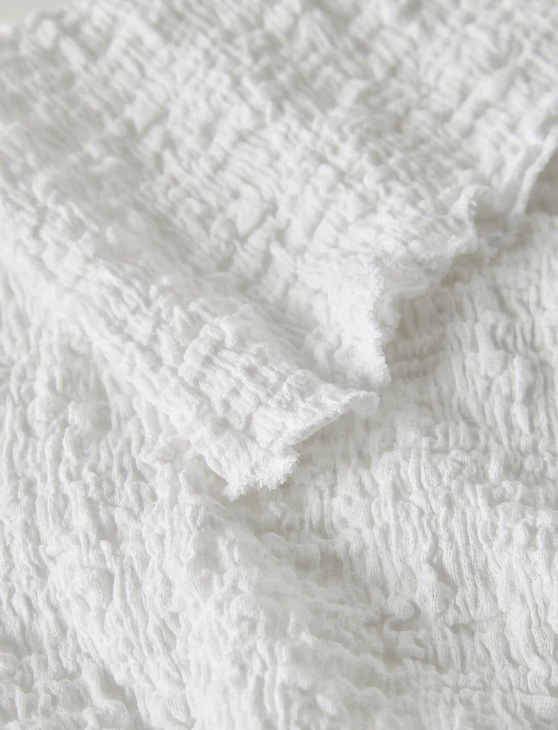 name it - NKFHALISSE SS TOP NOOS - blússur og kyrtlar - bright white - 2