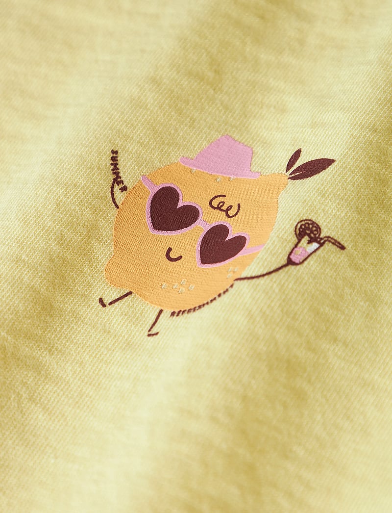 name it - NMFVARUTTI CAPSL LOOSE TOP - kurzärmelige - lemon meringue - 0