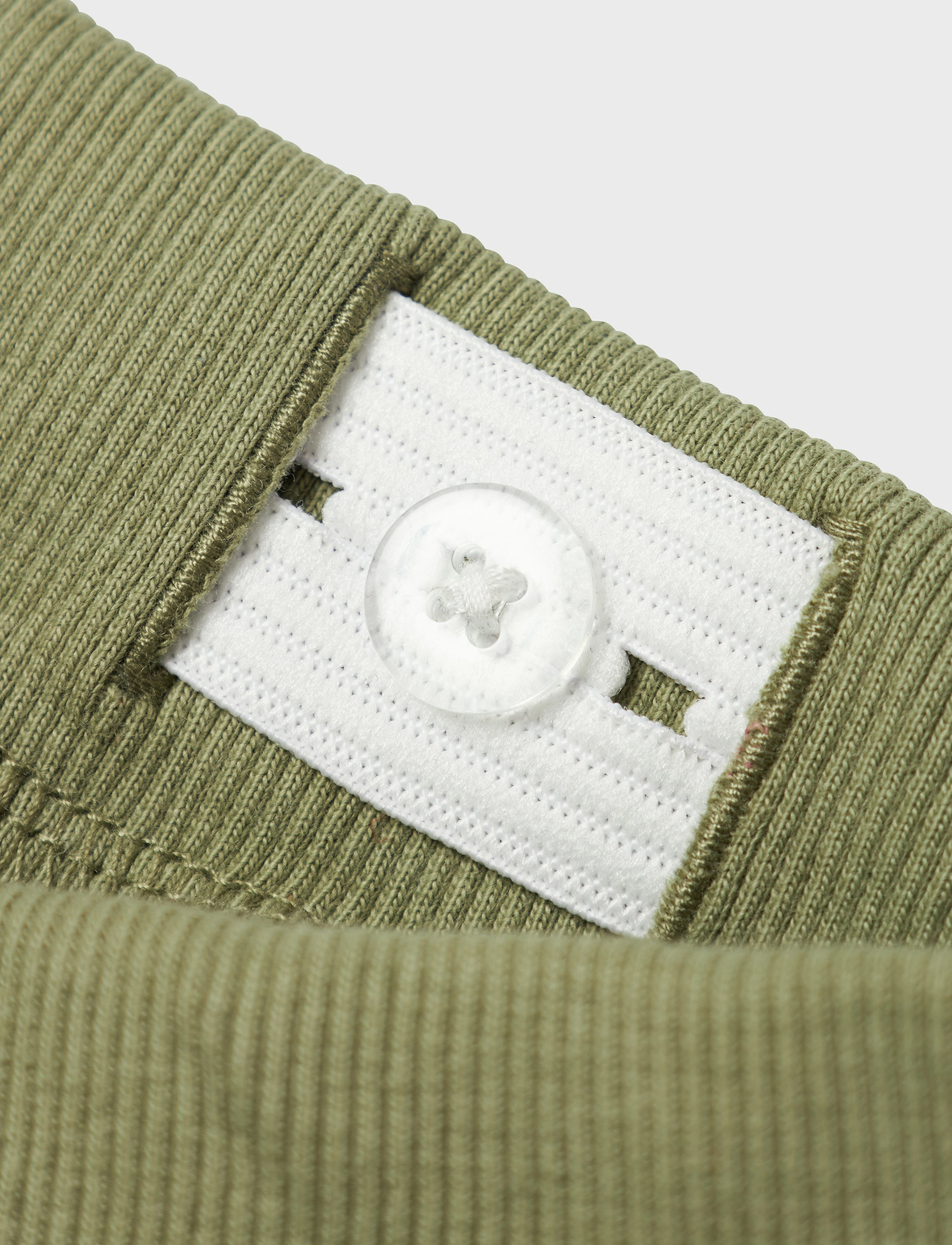 name it - NMMHERMOD SWEAT LONG SHORTS UNB - oil green - 3
