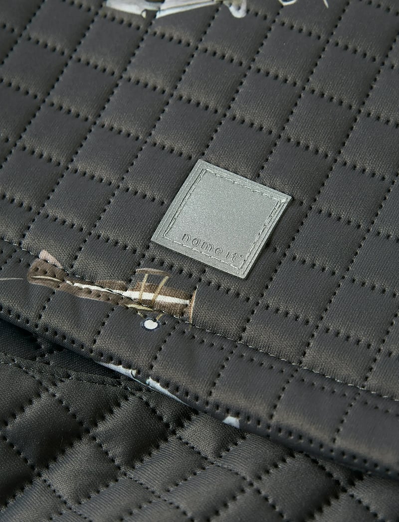 name it - NMMMOON QUILT SET AOP 1FO - thermo-sets - grey pinstripe - 2