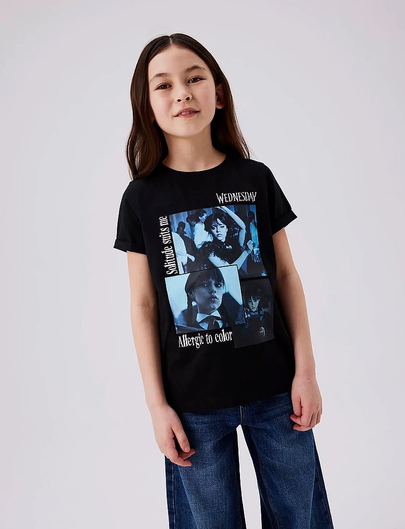 name it - NKFJAX WEDNESDAY SS TOP BOX NOOS SKY - marškinėliai trumpomis rankovėmis - black - 0