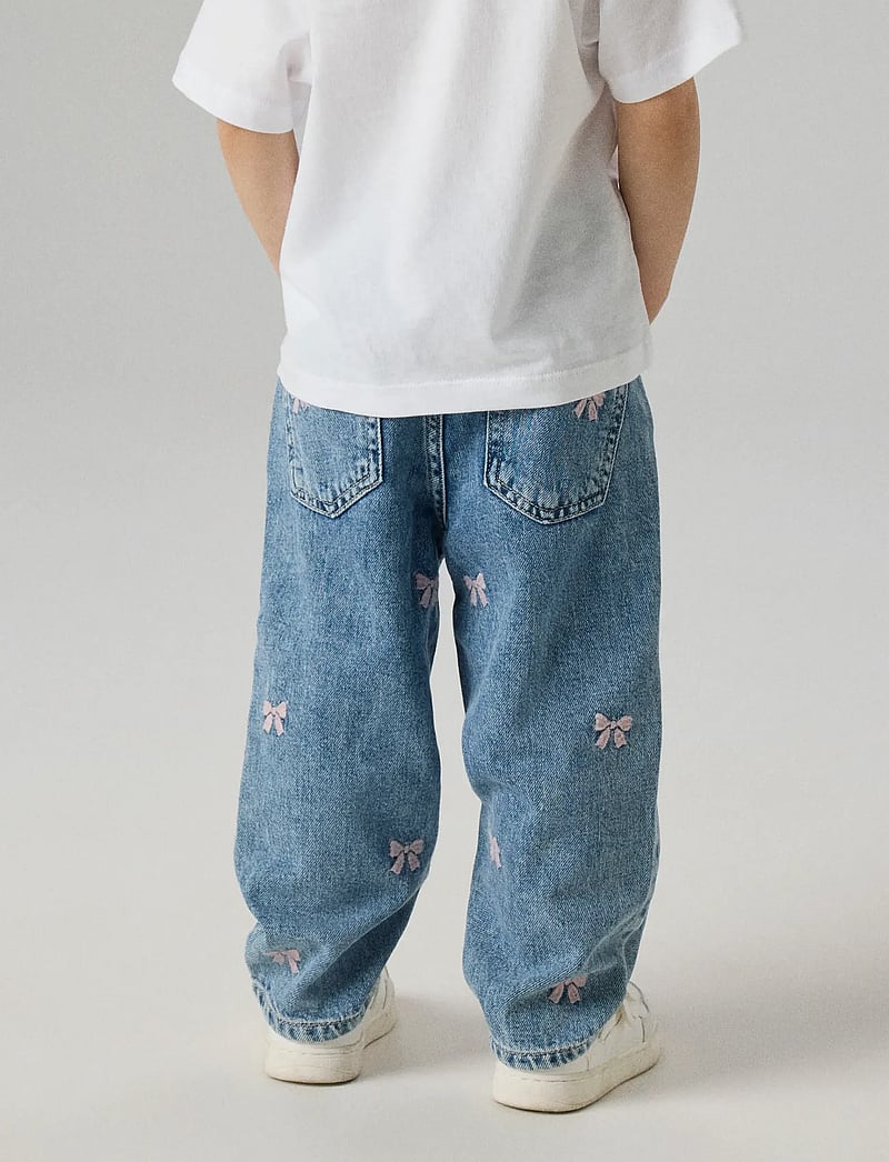 name it - NMFBELLA MOM EMB JEANS 3285-BE NOOS - Įprasto kirpimo džinsai - medium blue denim - 0