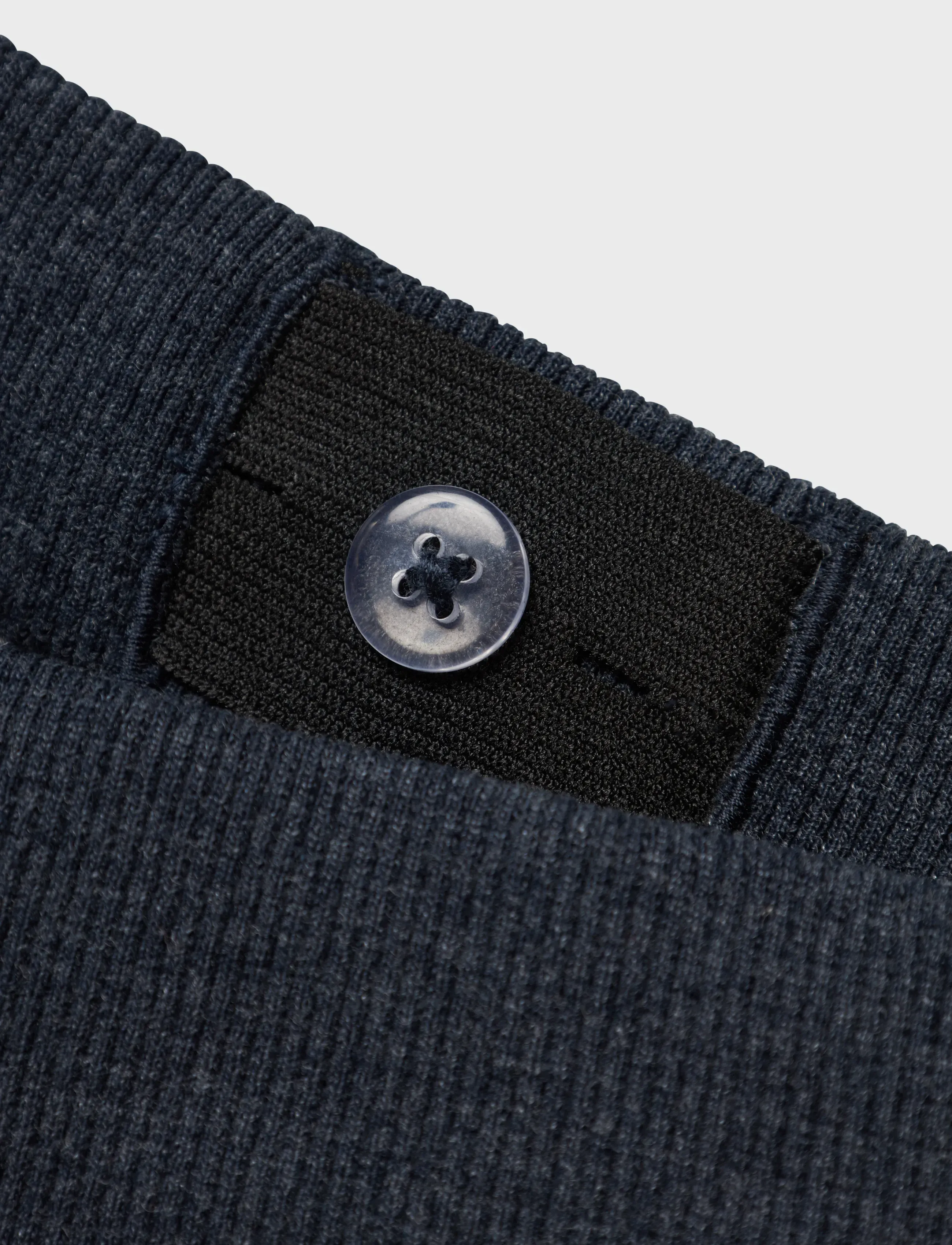 name it - NKMVIMO SWE SHORTS UNB NOOS - sweat shorts - dark sapphire - 4