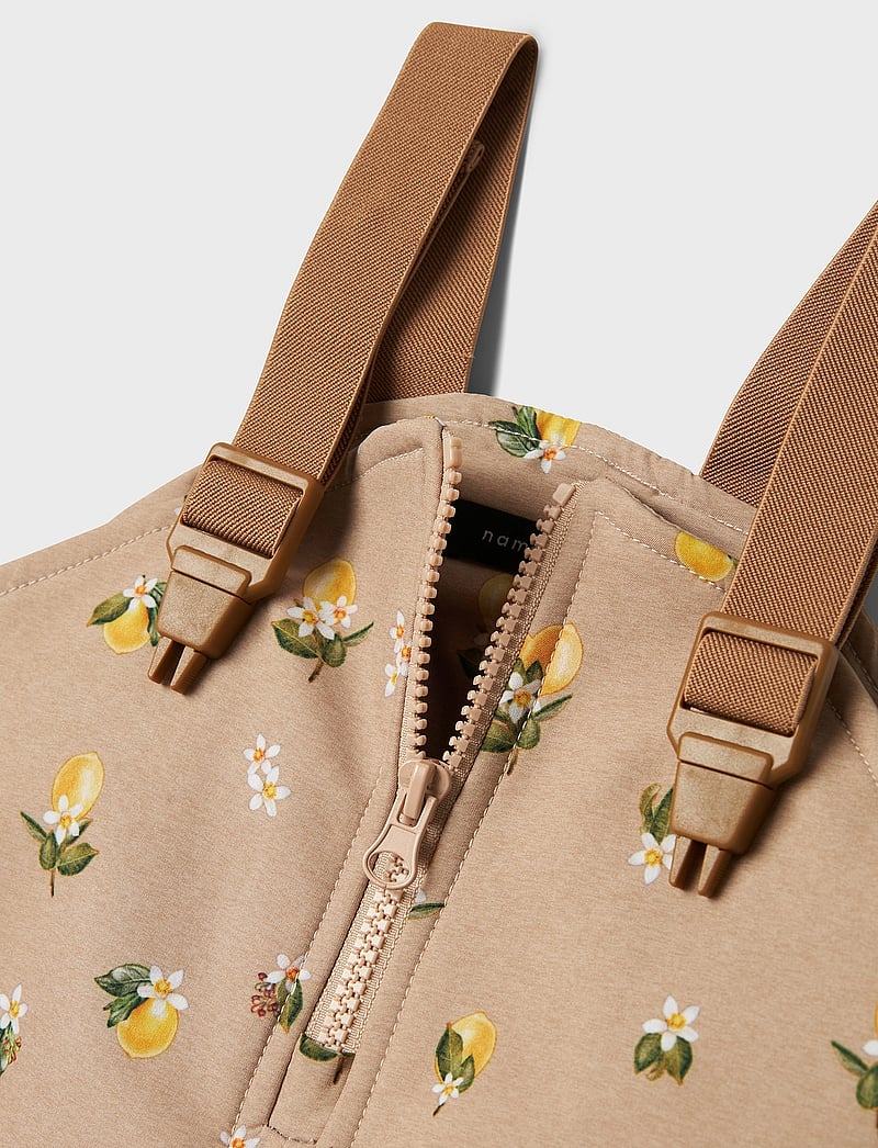 name it - NMFALFA08 SOFTSHELL BIB PANT AOP FO - softshellbyxor - light taupe - 2