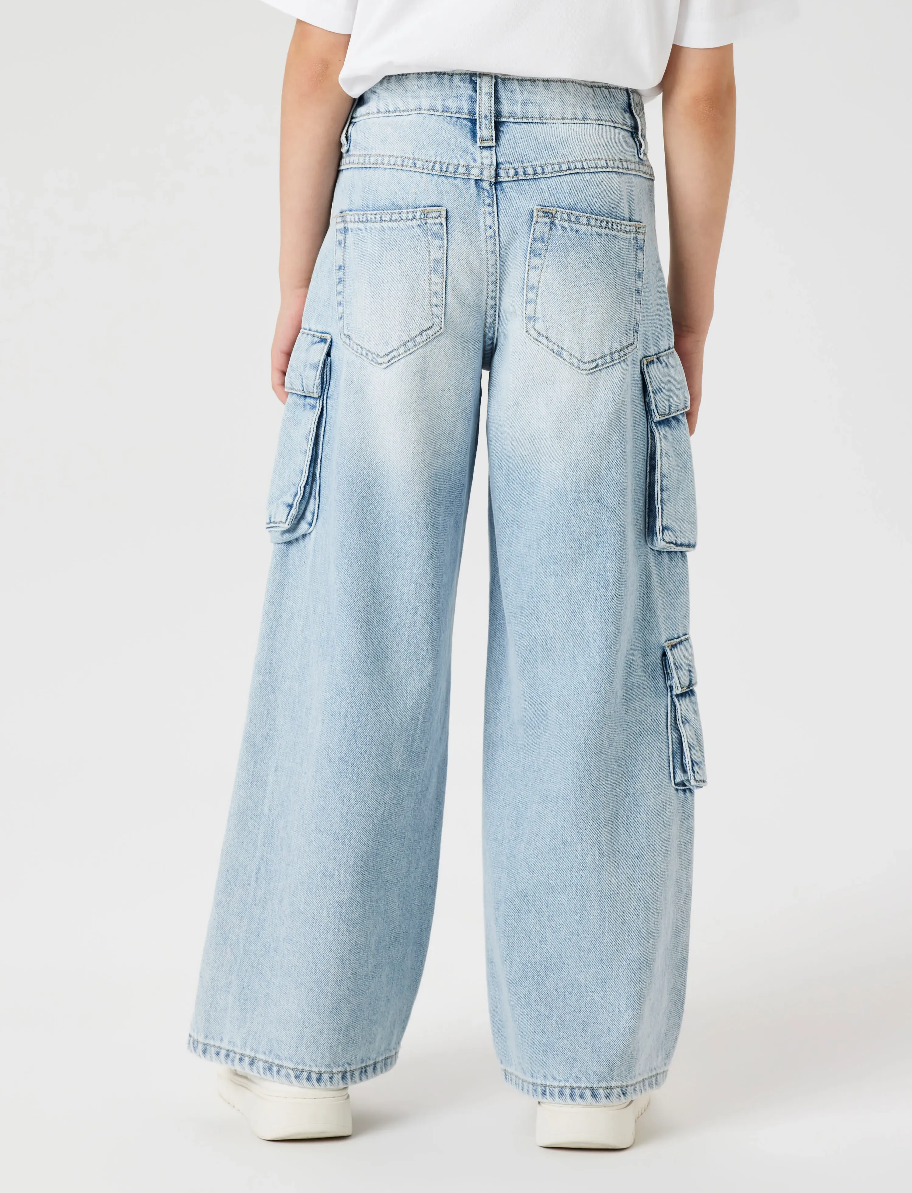 name it - NKFBELLA WIDE CARGO JEANS 8772-BE NOOS - hosen mit weitem bein - light blue bleached denim - 3