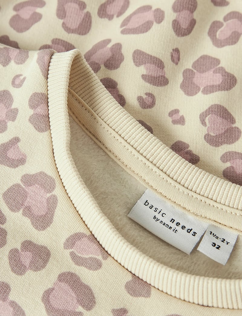 name it - NMFDAVINA LS SWEAT FLEECE BRU NOOS - sporta džemperi - summer sand - 2