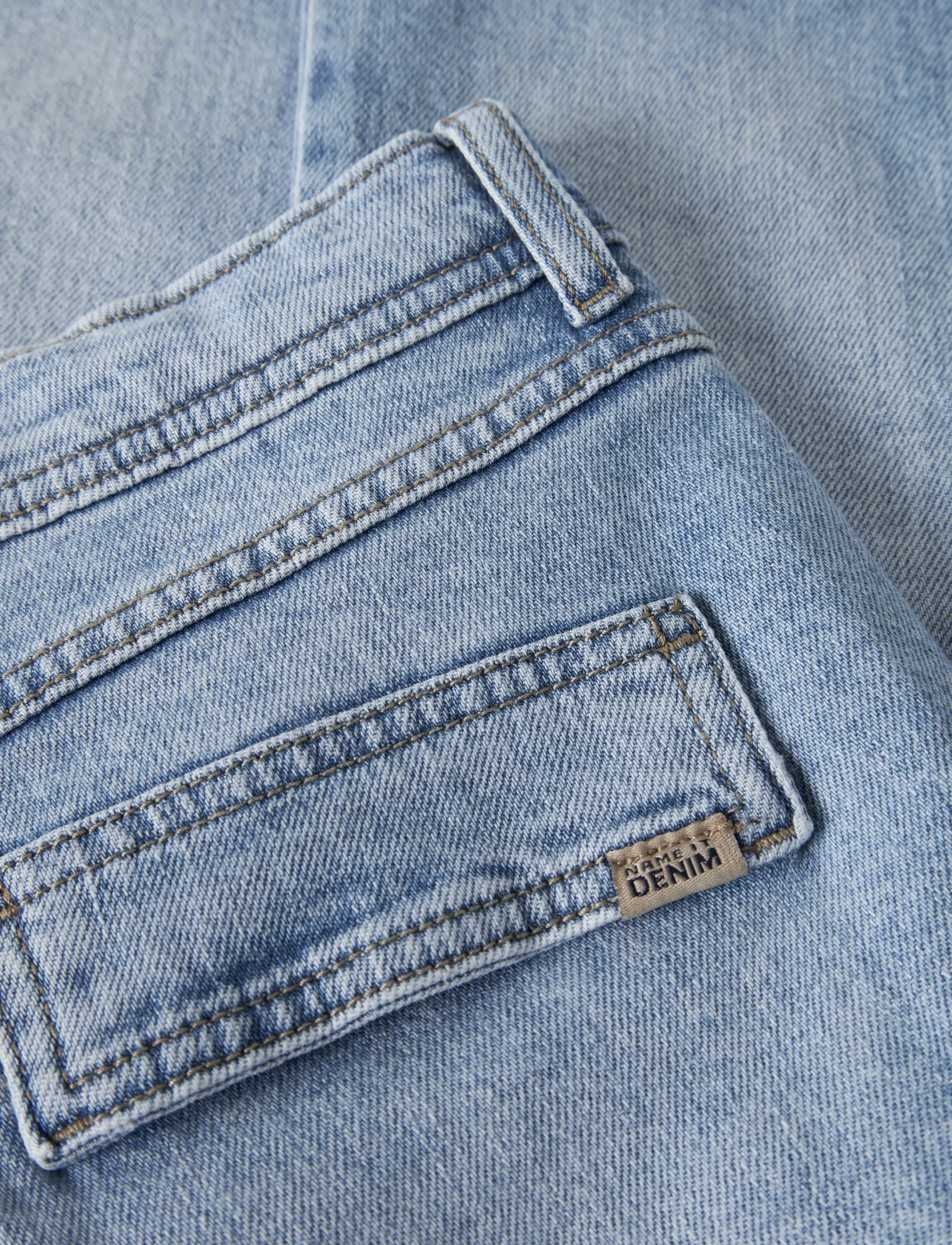 name it - NKMSILAS TAPERED CARG JEANS 6650-AZ NOOS - regular jeans - light blue denim - 5