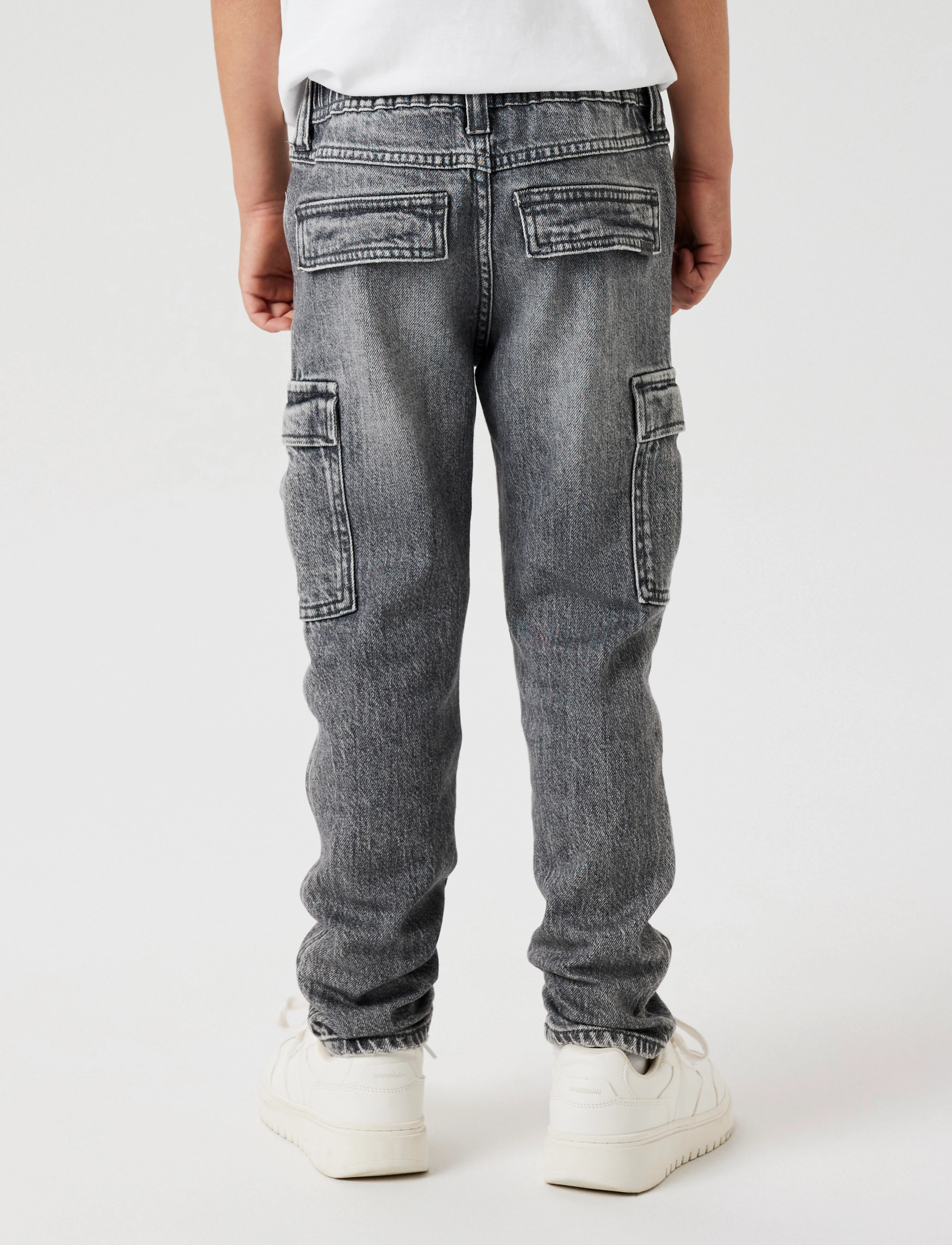 name it - NKMSILAS TAPERED CARG JEANS 6650-AZ NOOS - regular jeans - medium grey denim - 4