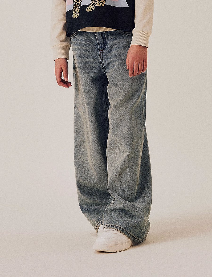 name it - NKFBELLA SKATER XWIDE JEANS 3111-ZA NOOS - leveälahkeiset farkut - vintage medium blue denim - 0