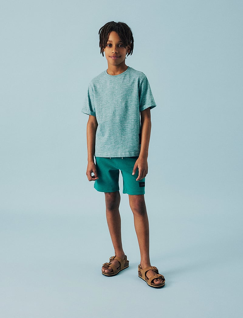 name it - NKMFRITZO NREG SWE SHORTS UNB PB - sweatshorts - deep jungle - 2