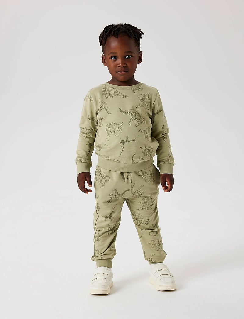 name it - NMMVARON AOP SWT PANT UNB NOOS - dressipüksid - tea - 3