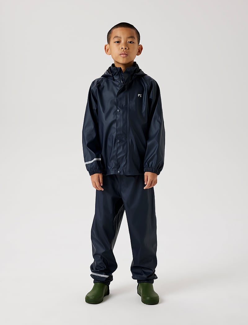 name it - NKNDRY10 RAIN SET FO NOOS - sett og föt - dark sapphire - 3