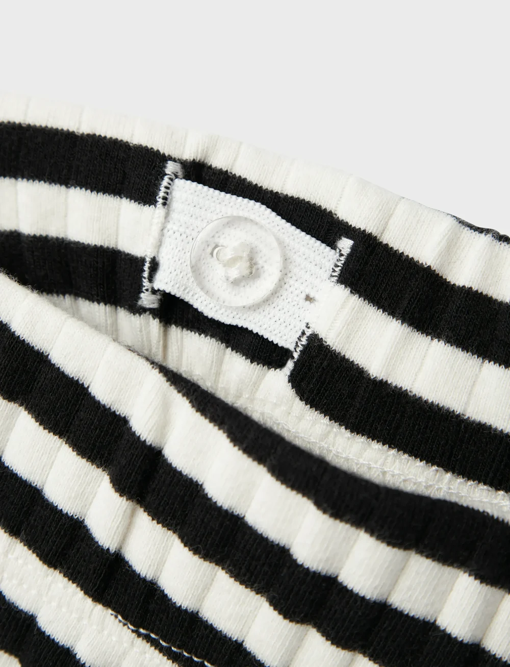 name it - NKFSURAJA STRAIGHT PANT NOOS - sweatpants - black - 4