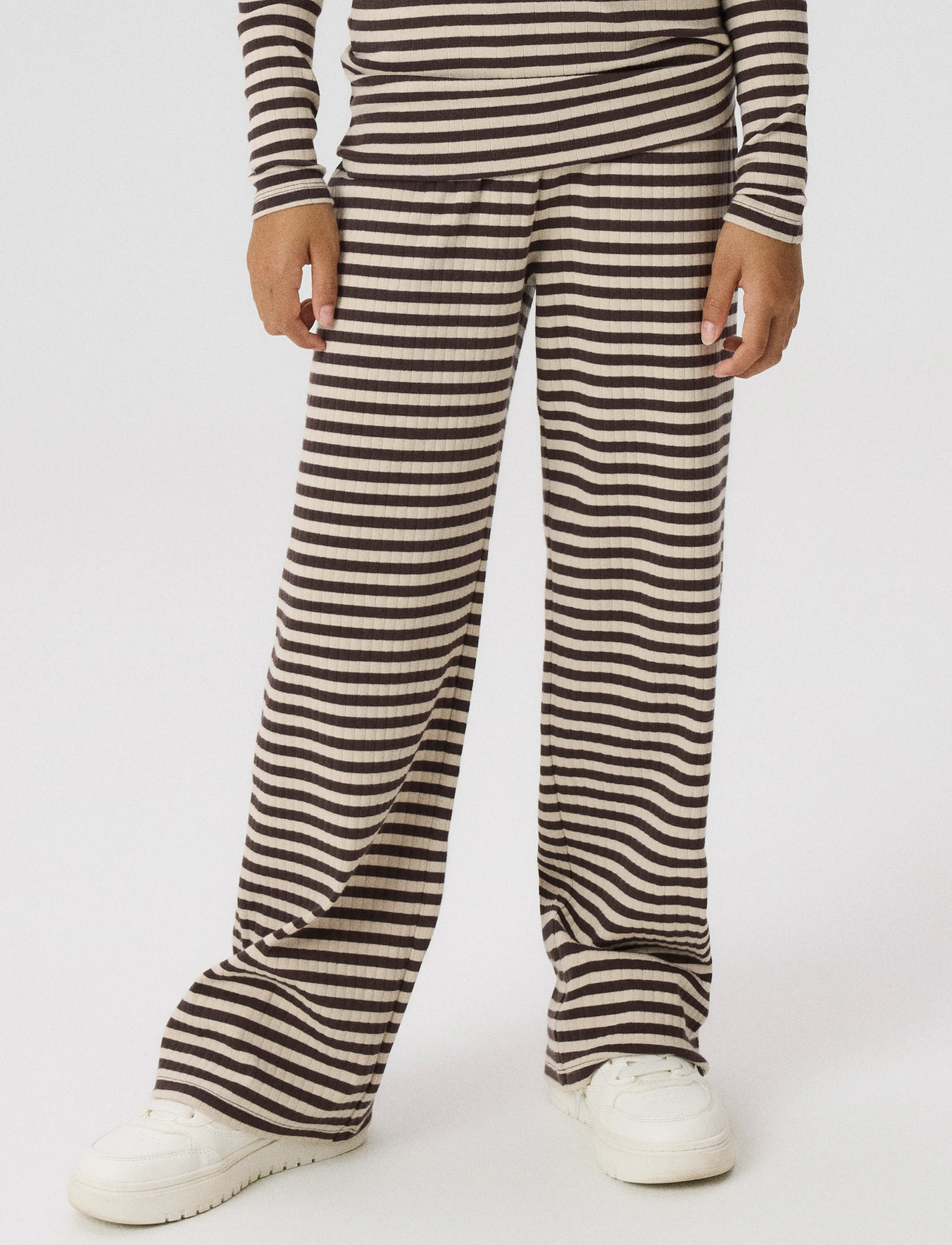 name it - NKFSURAJA STRAIGHT PANT NOOS - kelnės - black coffee - 4