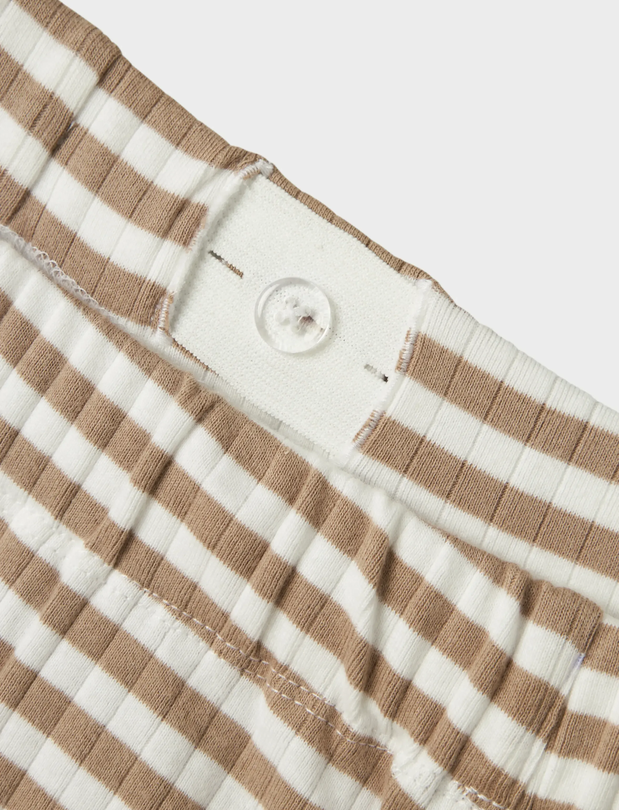 name it - NKFSURAJA STRAIGHT PANT NOOS - osta vanuse järgi - mocha meringue - 2