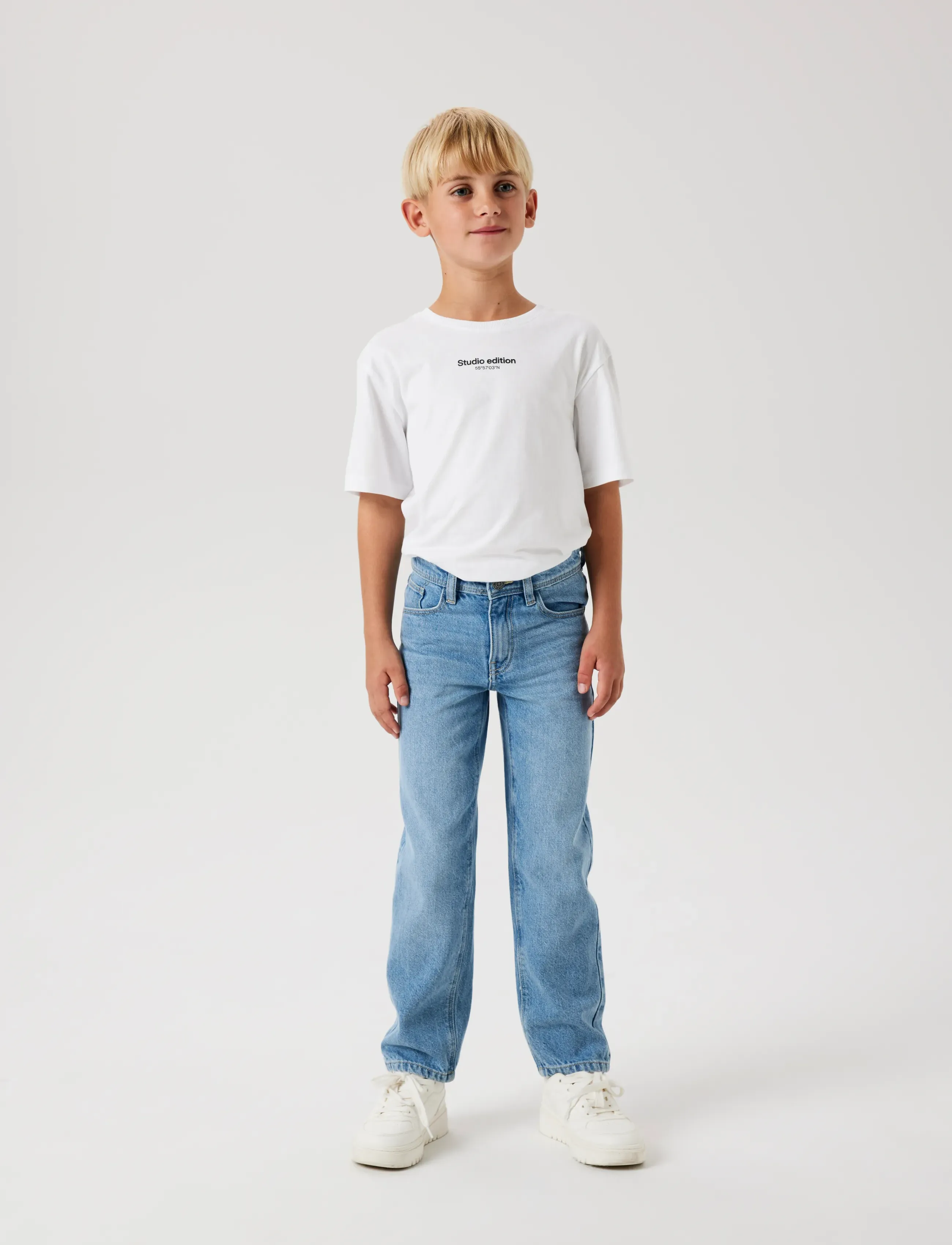 name it - NKMRYAN STRAIGHT JEANS 5950-DM NOOS - tavalised teksad - light blue denim - 2