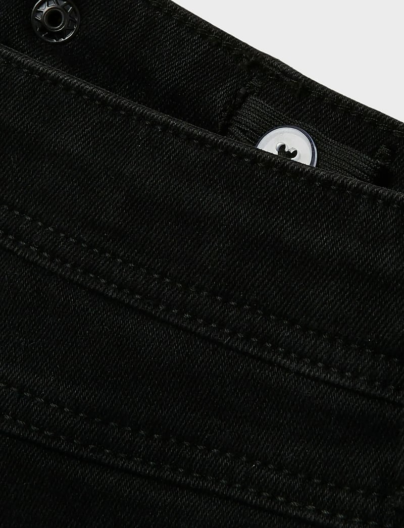 name it - NKMRYAN STRAIGHT JEANS 2100-IO NOOS - regular jeans - black denim - 2