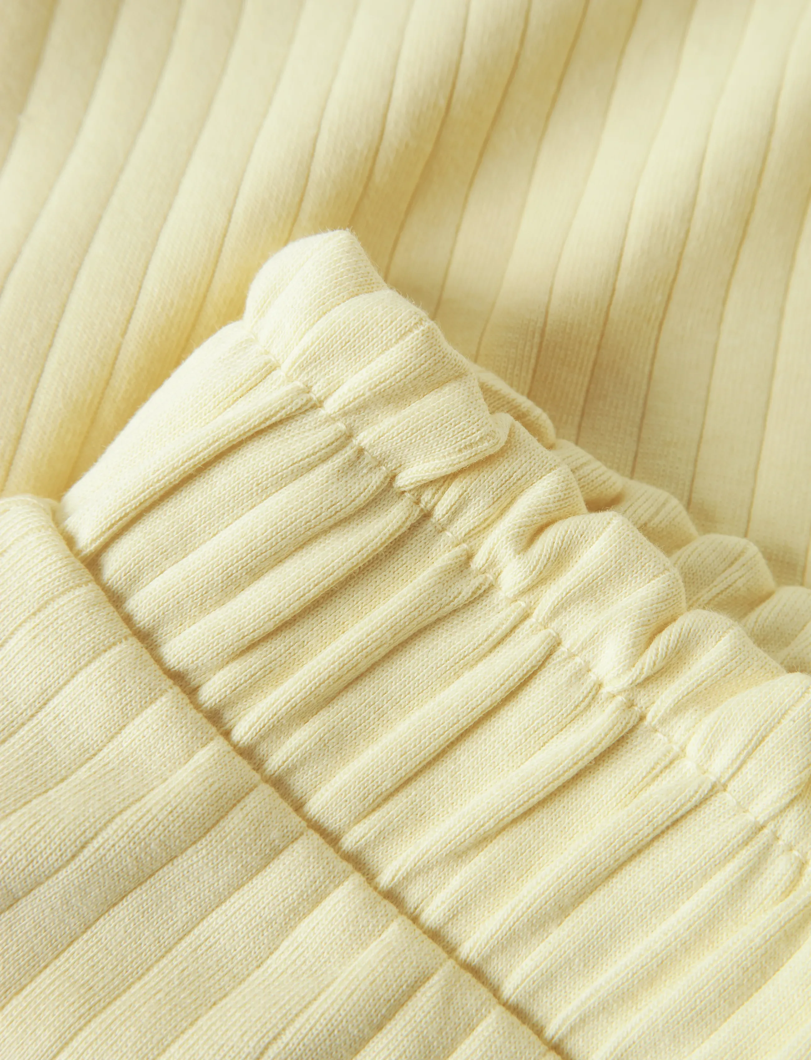 name it - NMFSURAJALI SHORTS NOOS - lühikesed vabaajapüksid - pastel yellow - 4