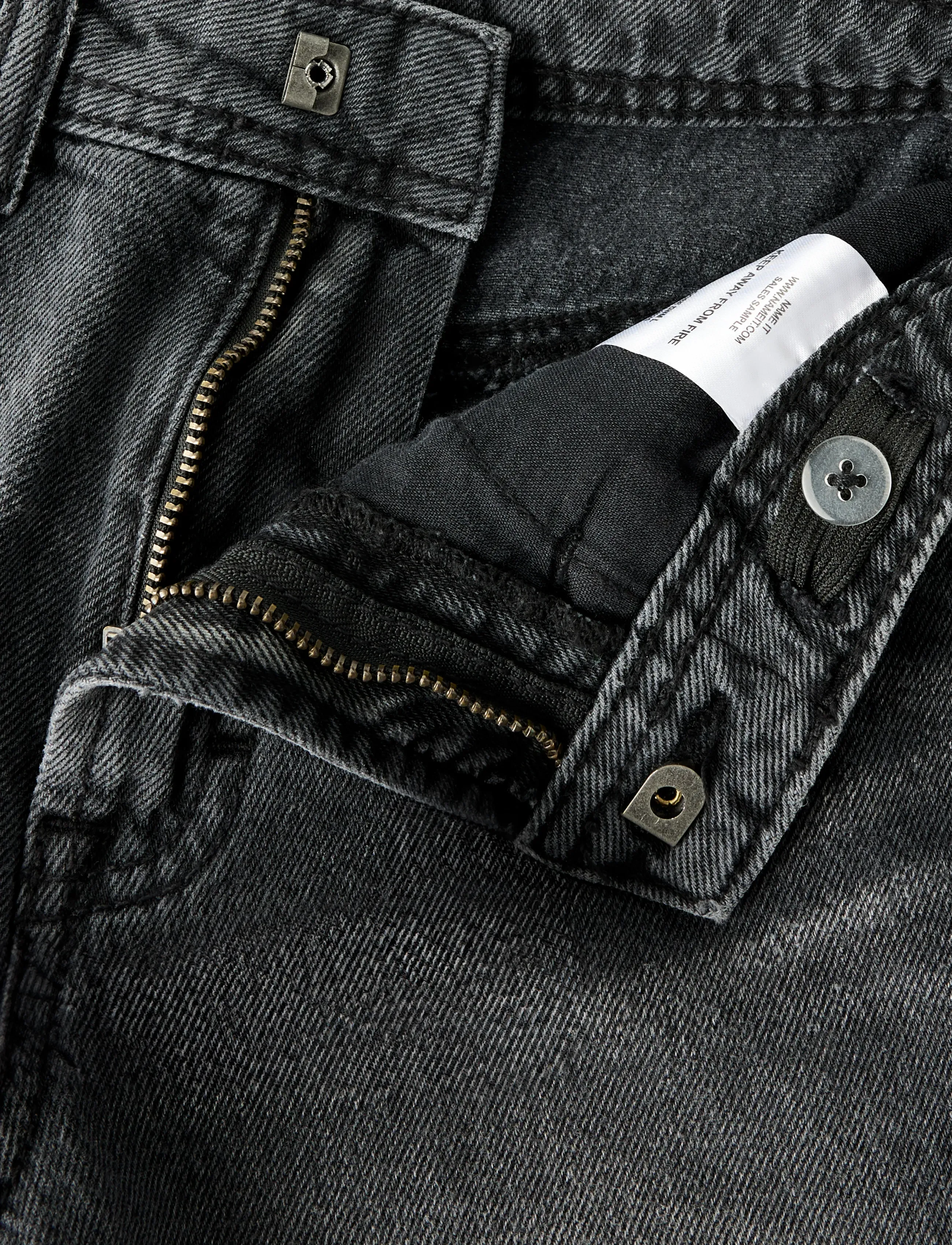 name it - NKMRYAN REG L DNM SHORTS 6750-DM NOOS - jeansshorts - black denim - 2