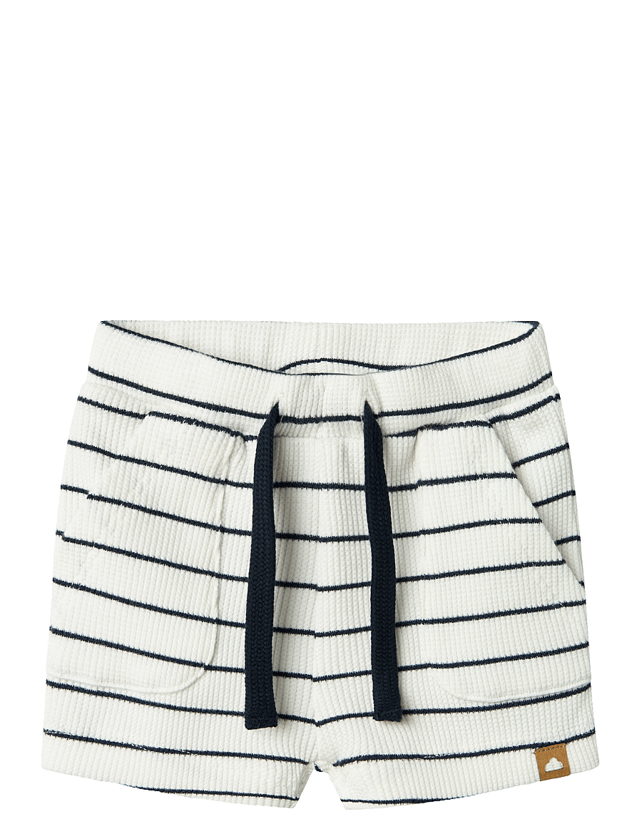 name it - NBMFULLY SHORTS - vabaaja lühikesed püksid - cloud dancer - 1