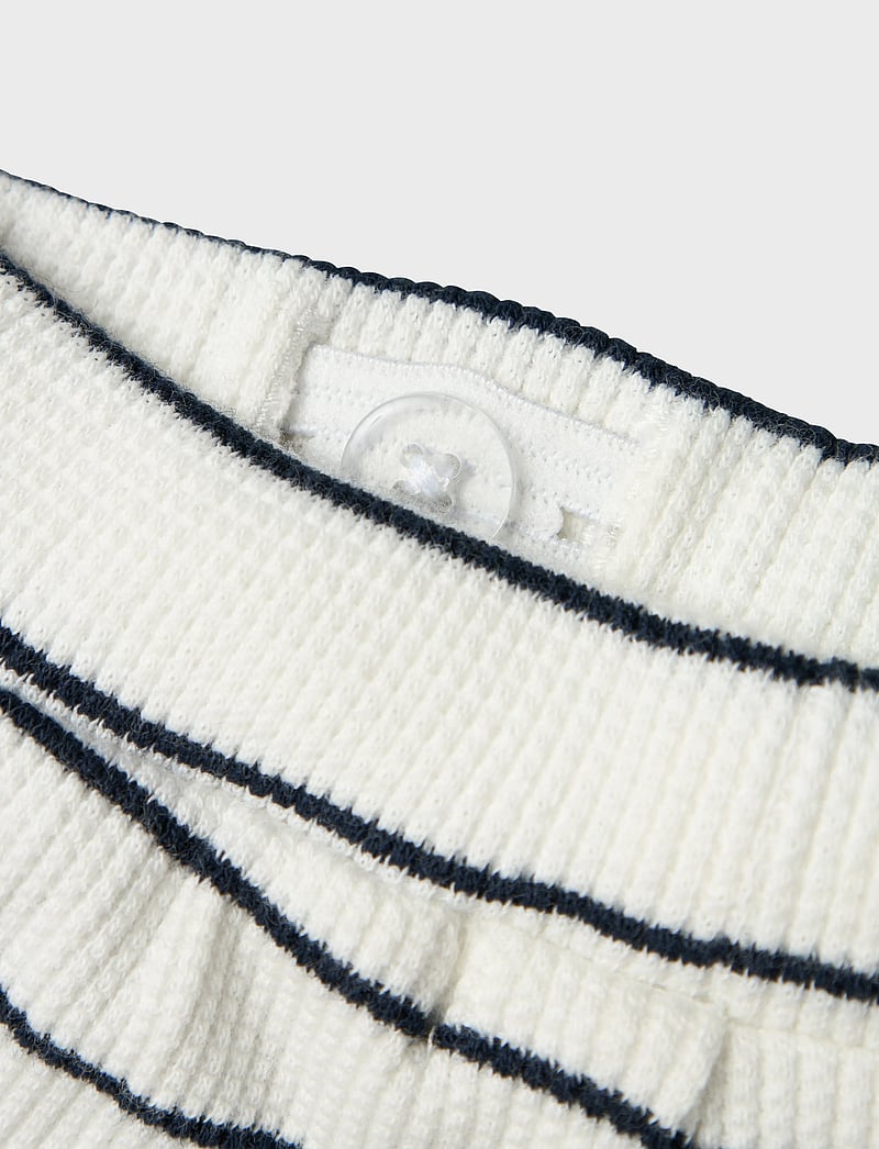 name it - NBMFULLY SHORTS - casual shorts - cloud dancer - 0