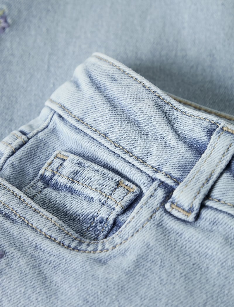 name it - NMFBELLA MOM EMB JEANS 1224-FR NOOS - loose jeans - light blue denim - 5