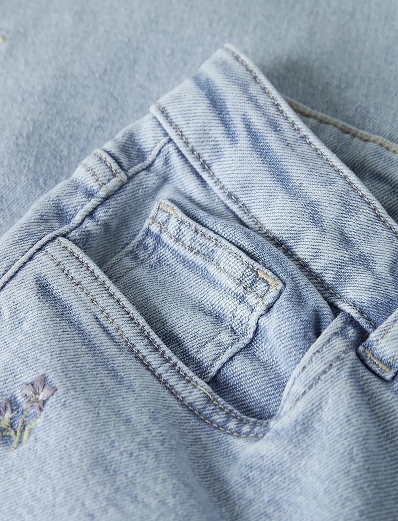 name it - NKFROSE WIDE EMB JEANS 2010-FR NOOS - szerokie dżinsy - light blue denim - 4